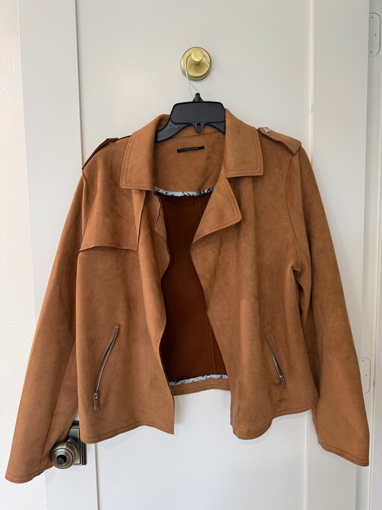 T Tahari Jackets & Blazers - T Tahari Suede-Style Camel Brown Moto Jacket
